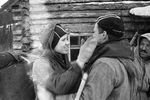 Зинаида Колмогорова (слева) и Семен Золотарев (справа)