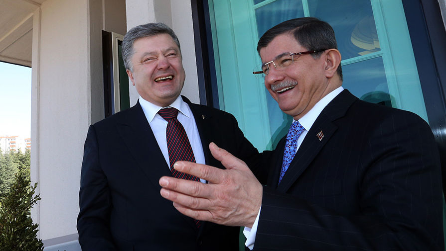 Петр Порошенко и премьер-министр Турции Ахмет Давутоглу