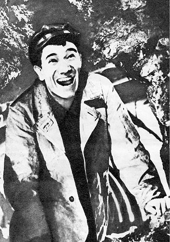 Актер Армен Джигарханян в&nbsp;фильме &laquo;Обвал&raquo; (1959), дебютная роль