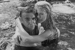 Шон Коннери и Ким Бейсингер в кадре из фильма
«Никогда не говори «никогда», 1983 год
