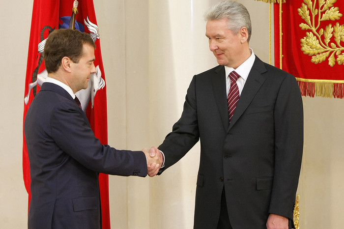 Президент РФ Дмитрий Медведев и Сергей Собянин на&nbsp;церемонии инаугурации на&nbsp;пост мэра Москвы, 21&nbsp;октября 2010&nbsp;года