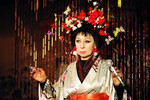 Лия Ахеджакова в картине «Изображая жертву» (2006)
