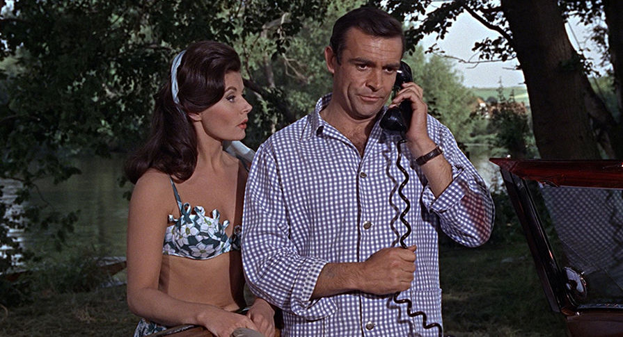 Шон Коннери и Юнис Гейсон в&nbsp;фильме &laquo;Из России с&nbsp;любовью&raquo; (1963)