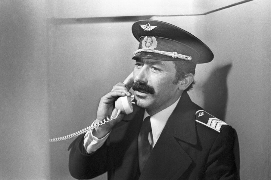 Вахтанг Кикабидзе на&nbsp;съемках фильма Георгия Данелии &laquo;Мимино&raquo;, 1979&nbsp;год