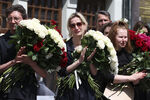 Во время церемонии прощания с народным артистом РФ, актером Сергеем Сосновским в здании МХТ им. Чехова в Камергерском переулке, 6 июля 2022 года