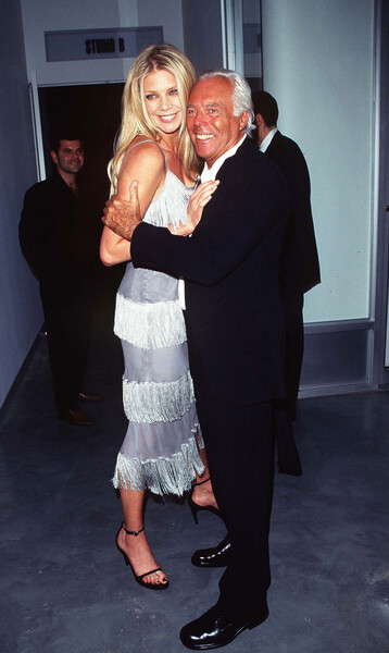 Актриса Пита Уилсон и модельер Джорджио Армани на&nbsp;благотворительном вечере в&nbsp;Нью-Йорке, 1998&nbsp;год