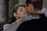 Шон Коннери и Юнис Гейсон в фильме «007: Доктор Ноу» (1962)