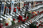 Акция памяти в честь 15-й годовщины трагических событий в Театральном центре на Дубровке в Москве, 26 октября 2017 года 