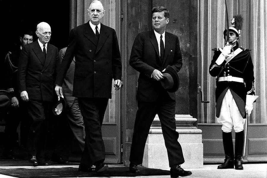 Президенты США и Франции Джон Кеннеди и Шарль де Голль в&nbsp;Париже, 1961&nbsp;год
