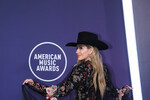 Американская певица Лэйни Уилсон перед началом церемонии вручения премии American Music Awards 2025 в Лас-Вегасе, США, 26 мая 2025 года