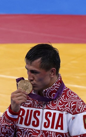 Медалисты на церемонии награждения