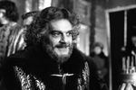 Актер Омар Шариф в роли Федора Ромодановского в мини-сериале «Петр Великий» (1985) 