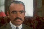 <b>«Убийство в Восточном экспрессе» (1974)</b>
<br><br>
Хитовая экранизация Агаты Кристи авторства Люмета с целой россыпью звезд своего времени — от Коннери до Ингрид Бергман. На премьере лично присутствовала сама великая писательница, которой картина понравилась, — это, как оказалось вскоре, был ее последний выход в свет.