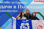 Фигуристка Евгения Медведева, тренер Этери Тутберидзе и фигуристка Алина Загитова на проводах фигуристок Евгении Медведевой и Алины Загитовой