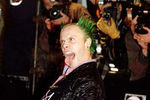 Лидер британской группы The Prodigy Кит Флинт перед церемонией MTV Europe Music Award, 1996 год
