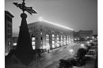 1957 год. Магазин «Детский мир» вечером