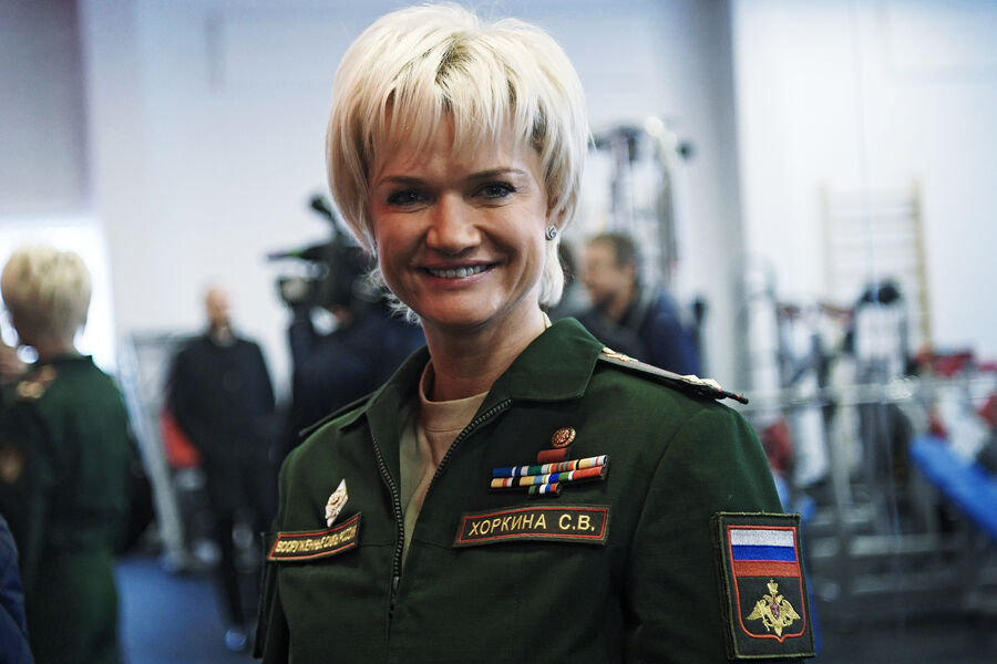 Светлана Хоркина &mdash; полковник запаса, первый заместитель начальника спортивного общества ЦСКА.