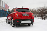 С разложенным багажником в Opel Mokka можно уместить даже дверь