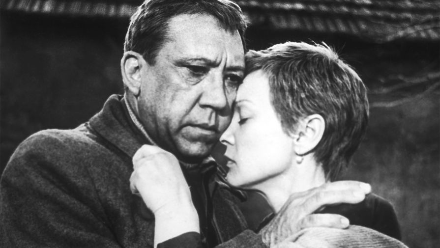 Фильм Алексея Германа «Двадцать дней без&nbsp;войны» (1976) показал драматический талант Гурченко, а ее партнером в&nbsp;картине был Юрий Никулин