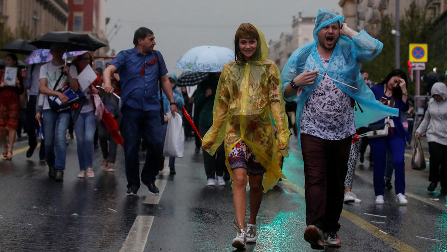 Участники акции &laquo;Бессмертный полк&raquo; в&nbsp;Москве, 9 мая 2019 года