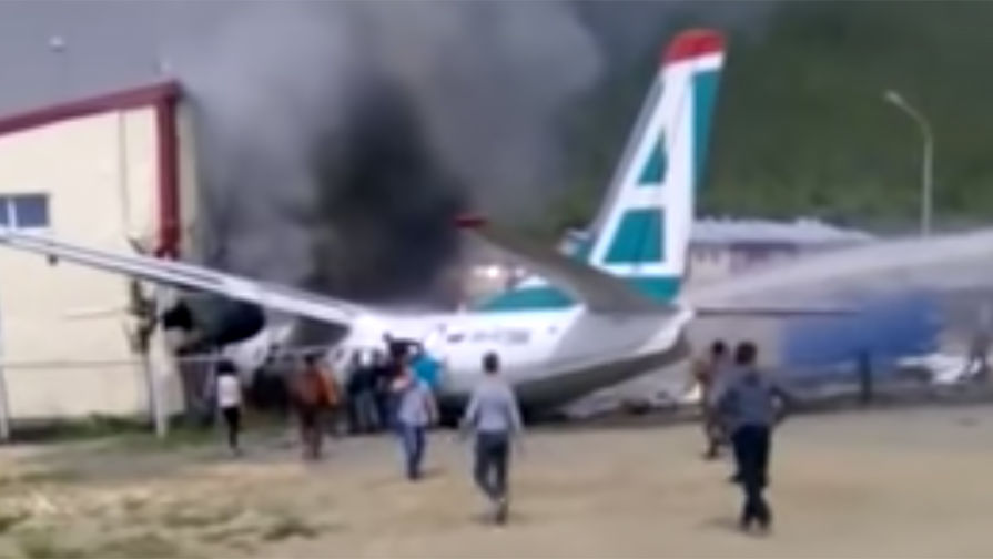 На&nbsp;месте аварийной посадки пассажирского самолета Ан-24 авиакомпании &laquo;Ангара&raquo;, 27 июня 2019 года