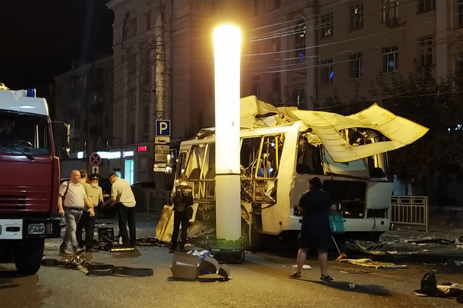 Последствия взрыва пассажирского автобуса, Воронеж, 12&nbsp;августа 2021&nbsp;года