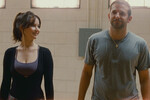 <b>«Мой парень — псих» (2012)</b>
<br><br>
Несмотря на дикую локализацию (в оригинале картина называется «Silver Linings Playbook», при вольном переводе — «Пособие о том, как находить хорошее даже в ужасной ситуации»), терапевтическая картина обязательна к просмотру людям с разбитым сердцем — и которые борются с психическими трудностями.