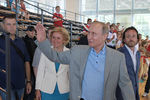 Вице-премьер России Ольга Голодец и президент Владимир Путин во время посещения детского центра «Артек» на полуострове Крым, 24 июня 2017 года