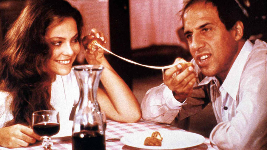Орнелла Мути и Адриано Челентано в&nbsp;фильме &laquo;Безумно влюбленный&raquo; (1981)