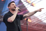 Певец Сергей Лазарев выступает на фестивале VK Fest 2025 в Москве, 19 июля 2025 года
