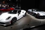 Alfa Romeo 4C на моторшоу в Детройте, 9 января 2017 года