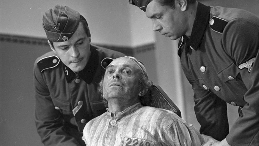 Кадр из сериала «Семнадцать мгновений весны» (1973)