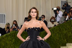 Кайя Гербер на Met Gala 2021