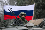 Российские военнослужащие около пограничного поста в Балаклаве