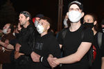 Участники акций протеста в Минске в ночь после выборов президента Белоруссии, 9 августа 2020 года 