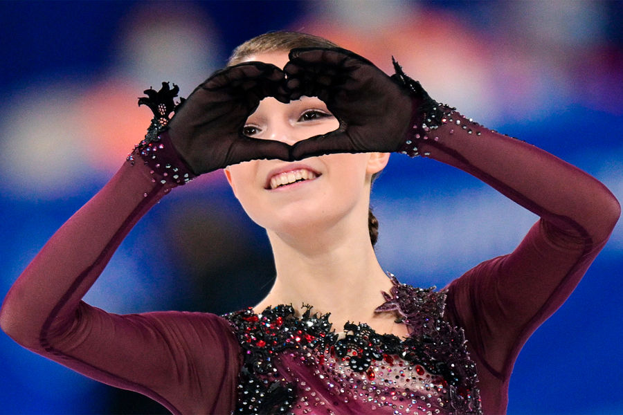Анна Щербакова после выступления в&nbsp;произвольной программе женского одиночного катания на&nbsp;соревнованиях по&nbsp;фигурному катанию на&nbsp;XXIV зимних Олимпийских играх в&nbsp;Пекине, 17&nbsp;февраля 2022&nbsp;года