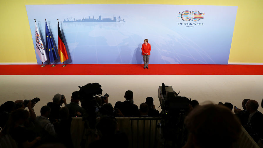 Канцлер Германии Ангела Меркель перед встречей участников саммита G20
