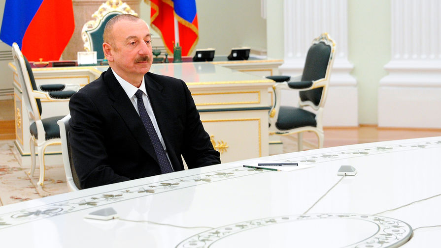 Президент Азербайджана Ильхам Алиев во время трехсторонних переговоров по&nbsp;поводу ситуации в&nbsp;Нагорном Карабахе, 11&nbsp;января 2021&nbsp;года