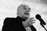 <b>Владимир Краснопольский (14 июня 1933  — 23 сентября 2022) </b>— советский и российский кинорежиссер, сценарист и продюсер. Народный артист РСФСР. Режиссер фильмов «Тени исчезают в полдень» и «Вечный зов»