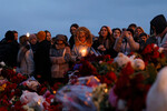 Акция в память о погибших в теракте у здания концертного зала «Крокус Сити Холл», 23 марта 2024 года