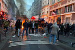 Во время протестов в Париже после стрельбы в районе курдского центра, 23 декабря 2022 года