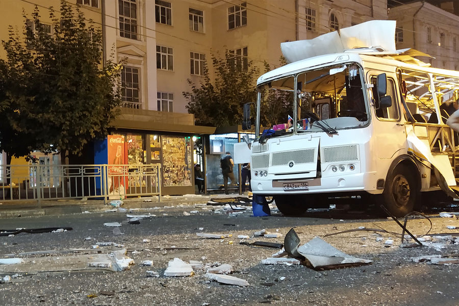 Последствия взрыва пассажирского автобуса, Воронеж, 12&nbsp;августа 2021&nbsp;года