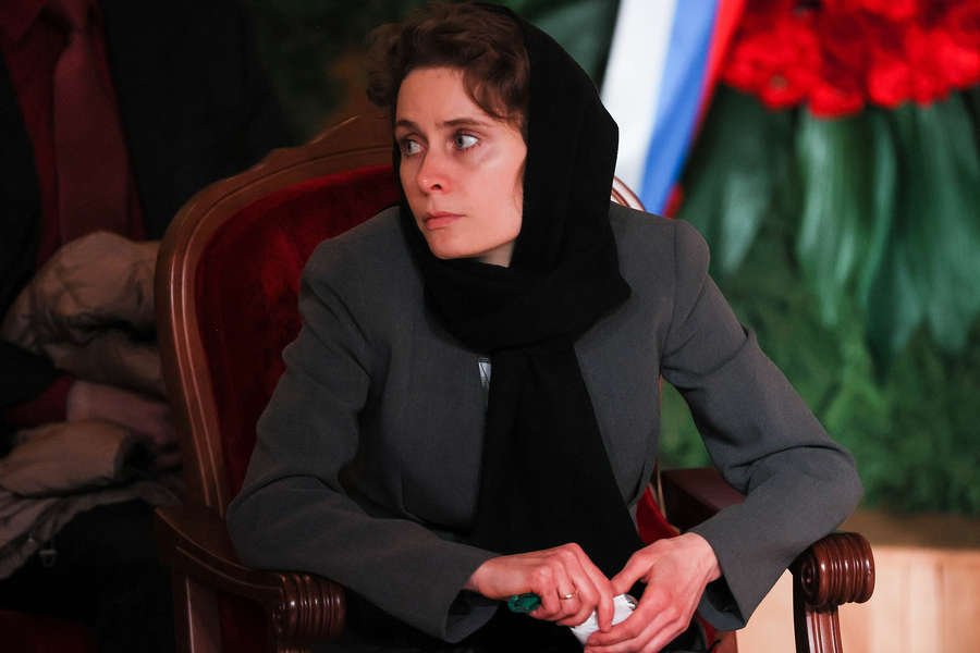 Дочь Жириновского Анастасия Петрова на&nbsp;церемонии прощания с&nbsp;лидером ЛДПР в&nbsp;Колонном зале Дома Союзов в&nbsp;Москве, 8&nbsp;апреля 2022&nbsp;года