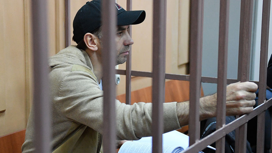 Бывший министр Российской Федерации по связям с Открытым правительством Михаил Абызов, обвиняемый в мошенничестве на 4 миллиарда рублей и создании организованного преступного сообщества, в Басманном суде Москвы, 27 марта 2019 года