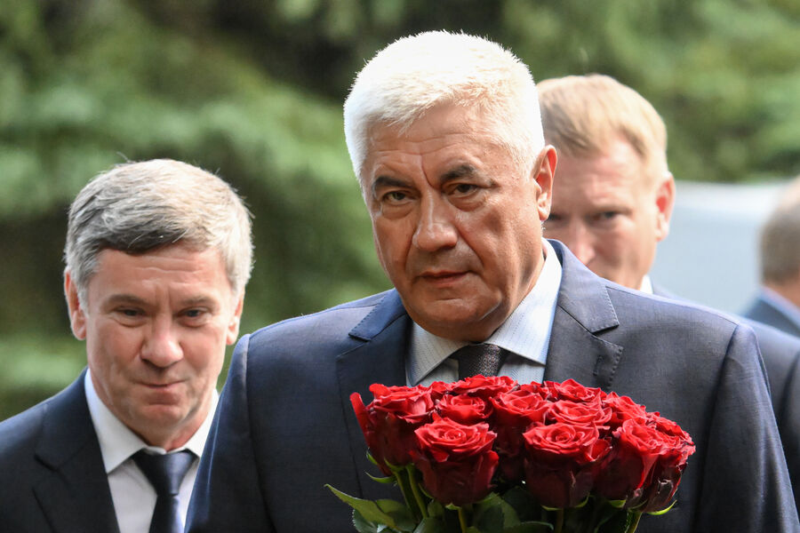 Министр внутренних дел РФ Владимир Колокольцев на&nbsp;церемонии прощания с&nbsp;председателем Верховного суда РФ Ириной Подносовой в&nbsp;траурном зале ЦКБ Управления делами президента РФ в&nbsp;Москве, 24&nbsp;июля 2025&nbsp;года