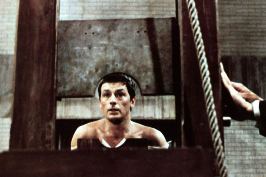 Ален Делон в&nbsp;фильме «Двое в&nbsp;городе» (1973)