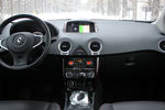 Салон Koleos ощутимо отличается от других моделей Renault. 