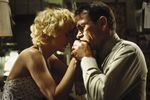 Джессика Лэнг и Томми Ли Джонс в фильме «Голубое небо» (1994)