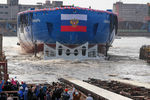 Церемония спуска на воду корпуса первого серийного универсального атомного ледокола ЛК-60Я «Сибирь» на Балтийском заводе в Санкт-Петербурге, 22 сентября 2017 года