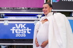 Певица и телеведущая Регина Тодоренко на фестивале VK Fest 2025 в Москве, 19 июля 2025 года